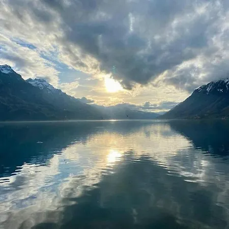 Feriehus Holidays On Brienz (Bern)